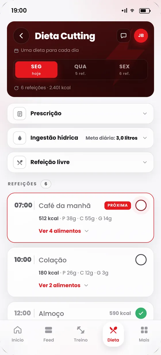 Dieta do aluno com refeições do dia, calorias e macros de cada uma